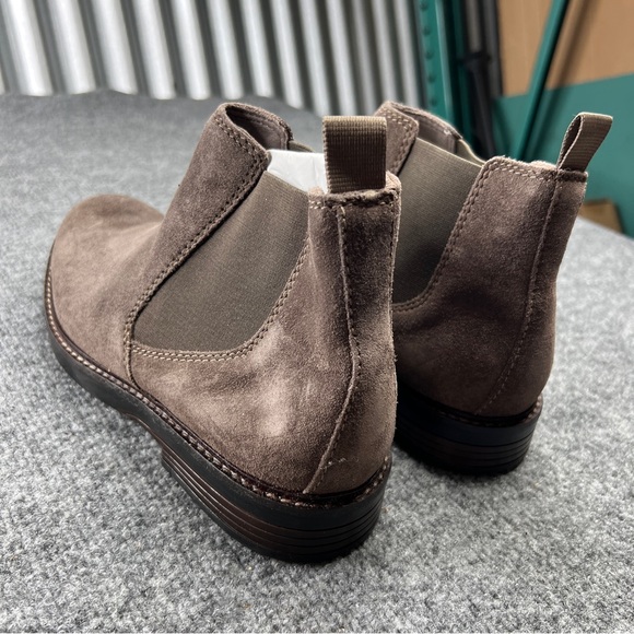 Clarks Boot US Size 8.5 - Picture 7 of 12